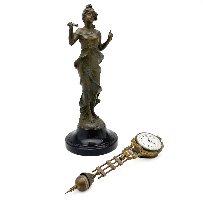 Junghans Diana Clock