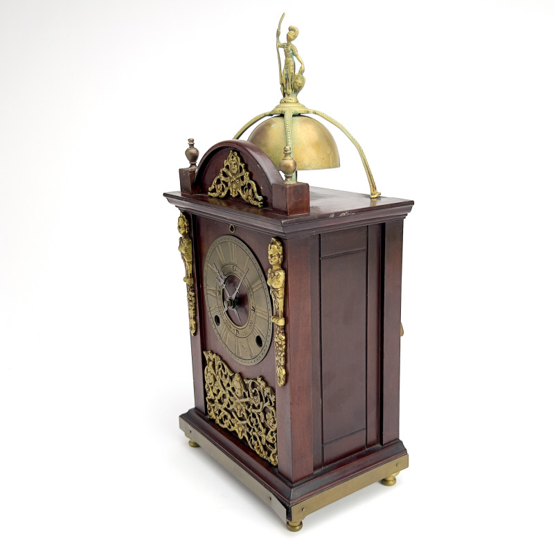 New Haven (attributed) Bracket Clock