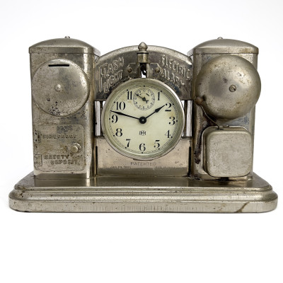 Darche MFG Co, Flash Light Alarm Bank Clock