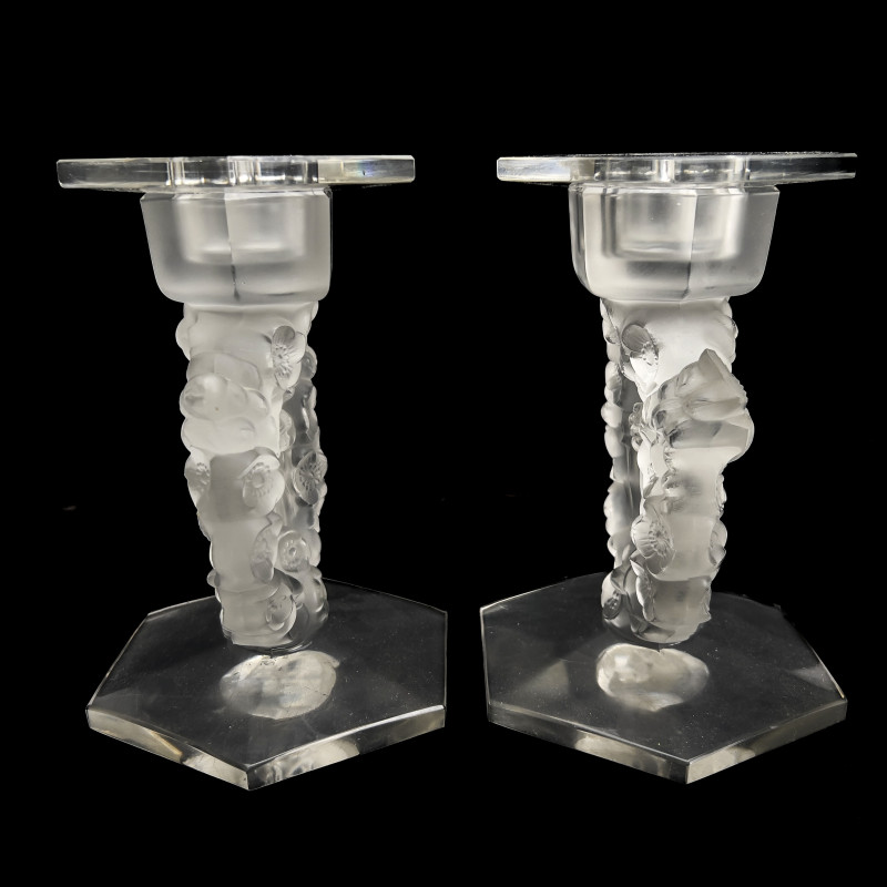 Lalique - A Pair of Mesanges Candlesticks