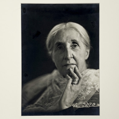 Image for Lot Lucia Moholy - Portrait of Hilda Schuster