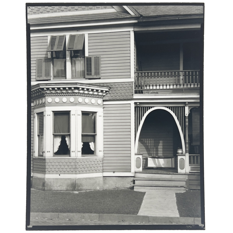 Ralph Steiner - Mechanicsville, Side Entrance