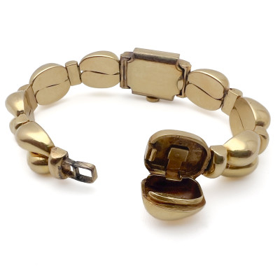 Patek Phillipe - Gold Ladies Watch