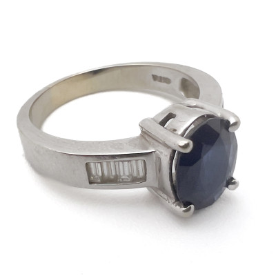 Sapphire and Diamond White Gold Ring