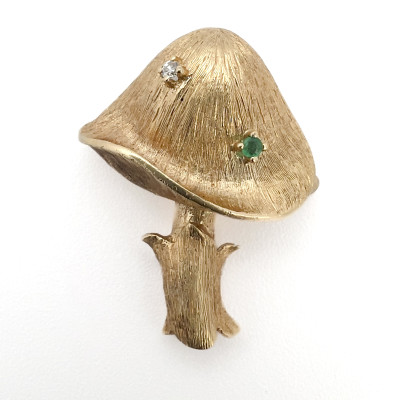 Diamond and Emerald Gold Mushroom Brooch
