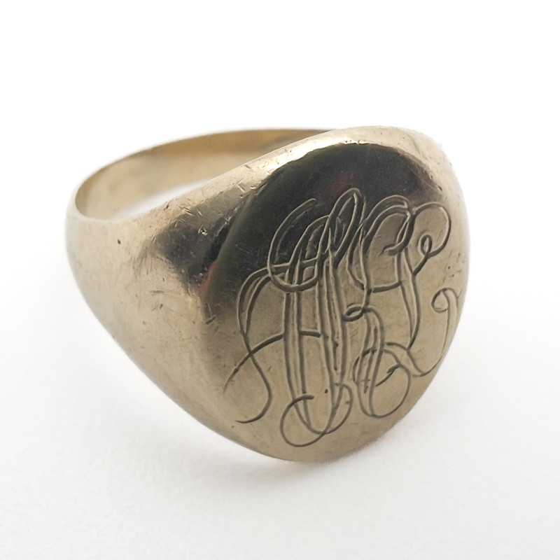 Gold Signet Ring