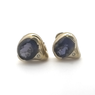 Movado - Gold Earrings with Amethyst Diamond