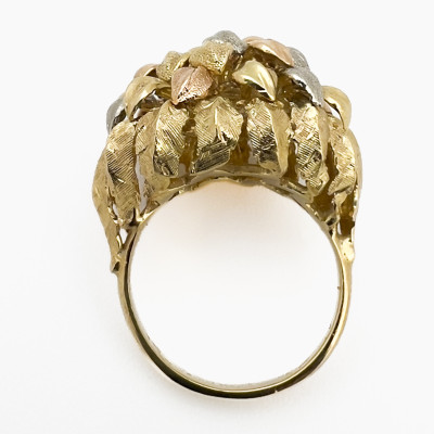 Gold Leafy Bombé Ring