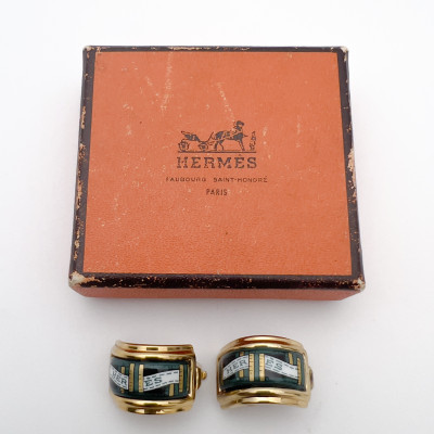 Hermès - Gold-tone émail Clip on Earrings
