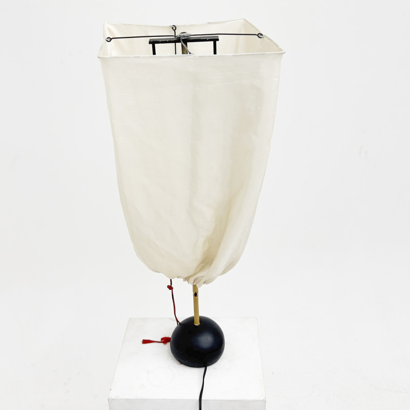 Isamu Noguchi - Akari BB2-K1 Light Sculpture