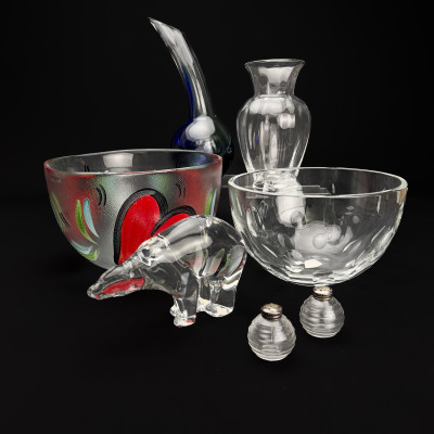 Image for Lot Luxury Crystal and Art Glass Group