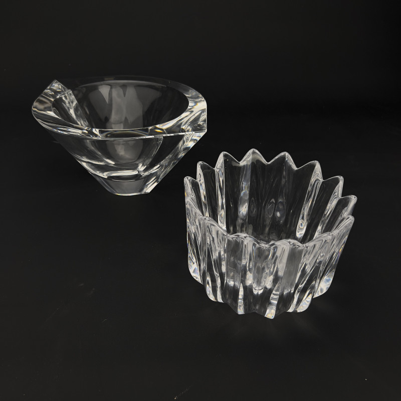 A Collection of Four Scandinavian and Austrian Art Glass Vessels