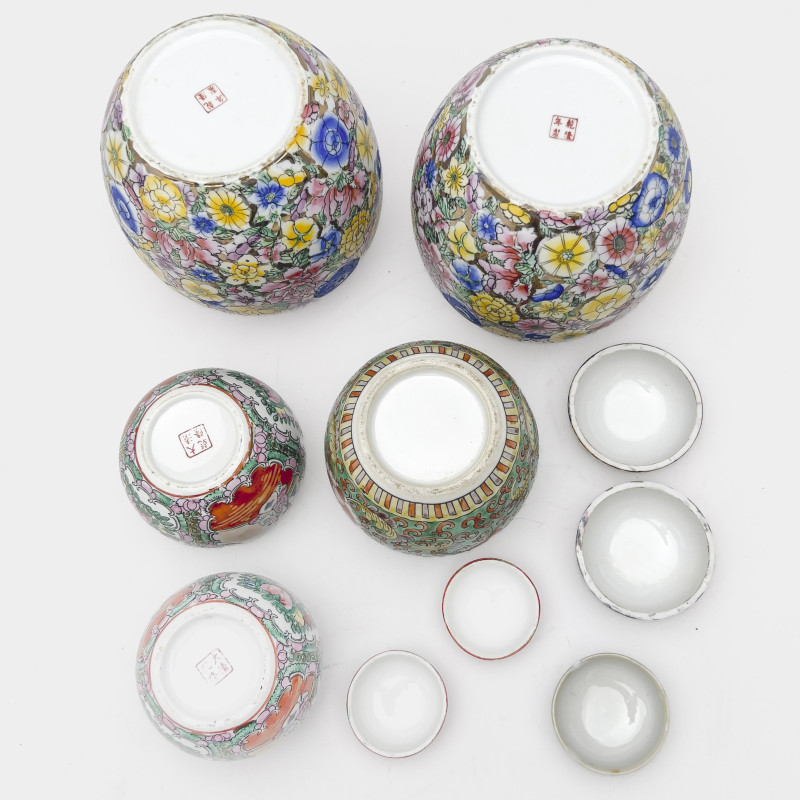 Chinese Round Porcelain Jars, Group of 5
