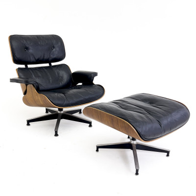 Image for Lot Charles and Ray Eames - Walnut Lounge And Rosewood Ottoman for Herman Miller