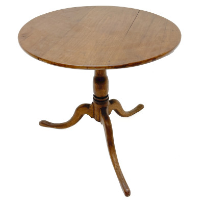 A Queen Anne Tilt-top Tea Table