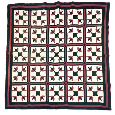 Image for Lot An American "Turkey Tracks" Patchwork Quilt