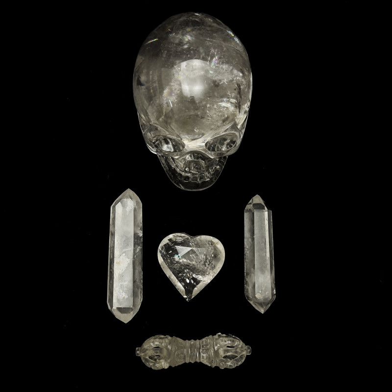 Rock Crystal Skull, varja scepter and other specimens.