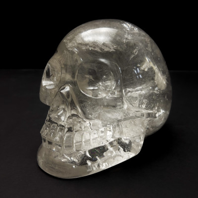 Rock Crystal Skull, varja scepter and other specimens.