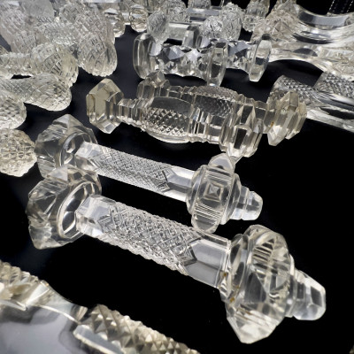 100 + Crystal and Glass Knife Rests and Place Card Holders