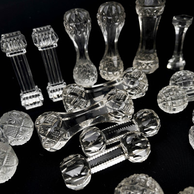 100 + Crystal and Glass Knife Rests and Place Card Holders
