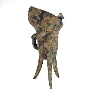 An Archaistic Chinese Patinated Bronze Ritual Wine Vessel, Jue