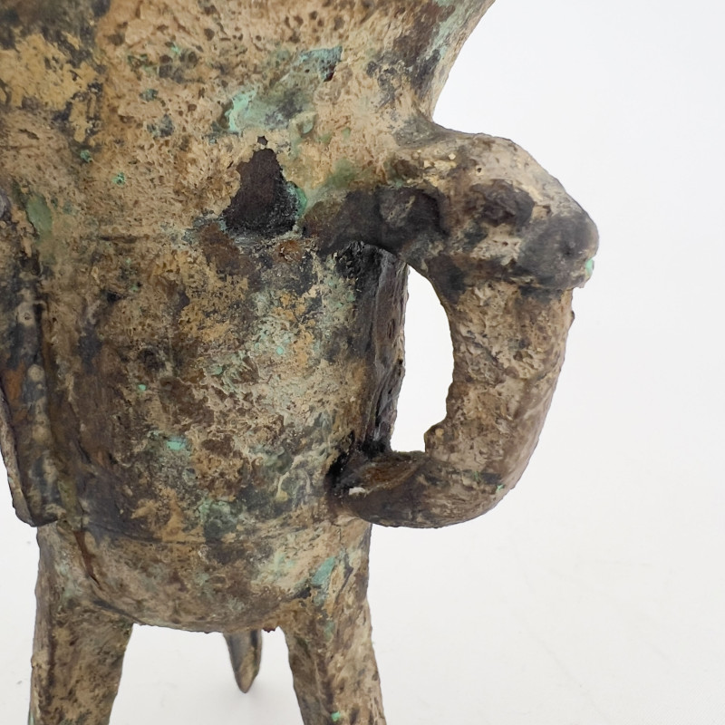 An Archaistic Chinese Patinated Bronze Ritual Wine Vessel, Jue
