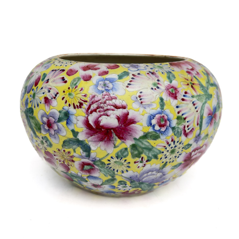 Group of Three Famille Rose Chinese Export Ceramics with Tongzhi and Qianlong Style Reign Marks