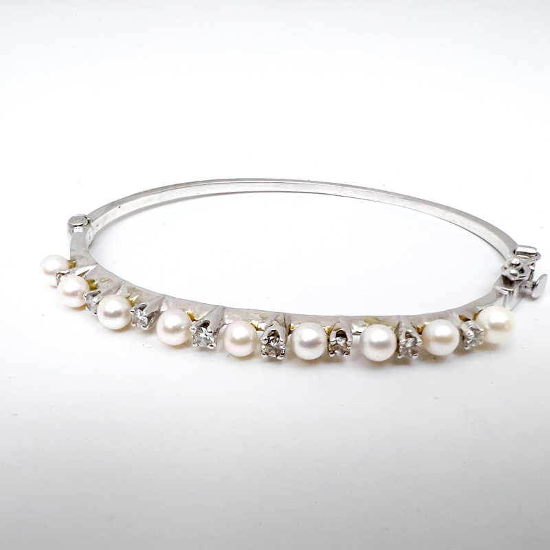 A Cultured Pearl and Diamond Three-Piece Jewelry Selection