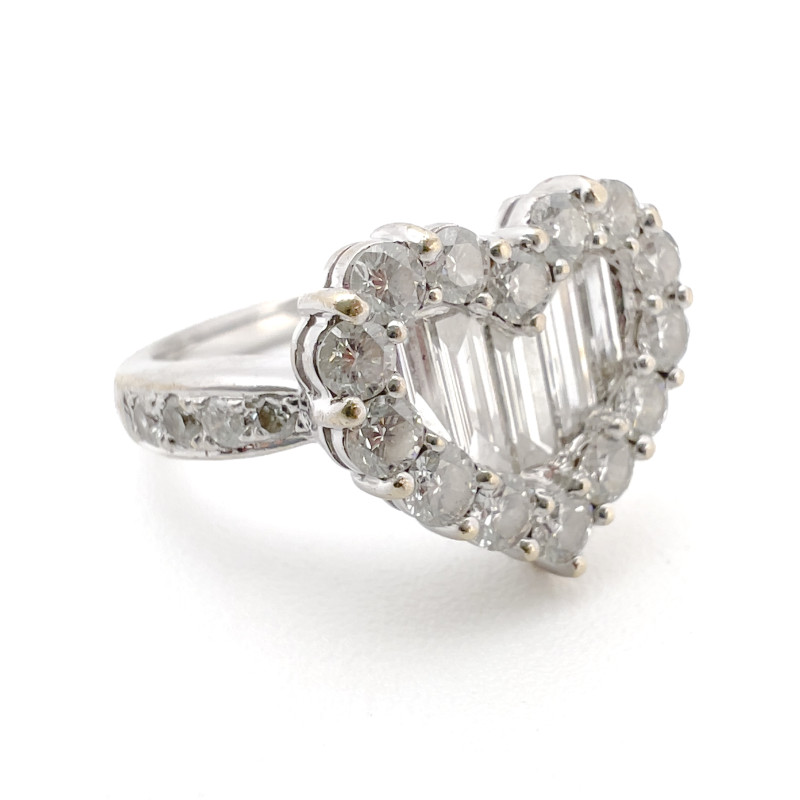 Gregg Ruth - White Gold Diamond Heart Beats Ring