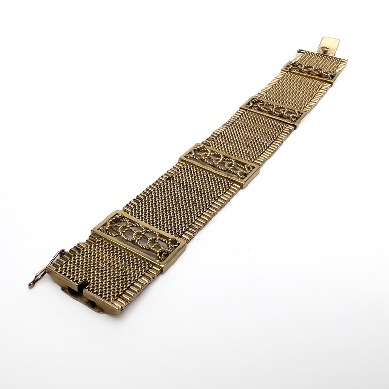 An Argentine 18k yellow gold mesh bracelet