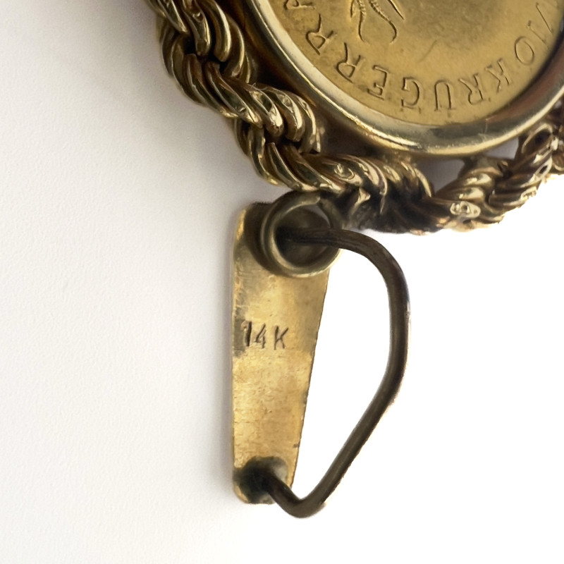 A South African 1/10 Krugerrand Gold Coin Set Pendant