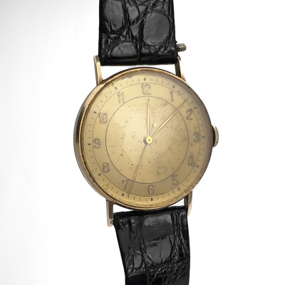 International Watch Company (IWC Schaffhausen) - 14k Yellow Gold Gentleman's Wristwatch