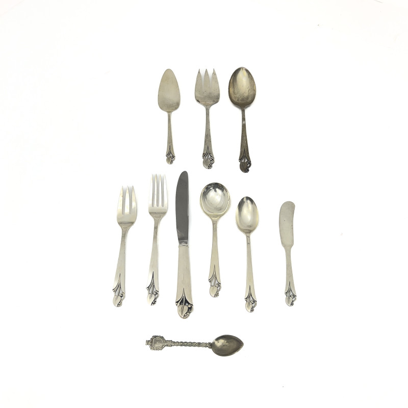 Frank W. Smith - Woodlily Sterling Silver Flatware Service
