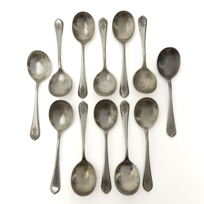 Image for Lot Gorham - 12 silver soup spoons