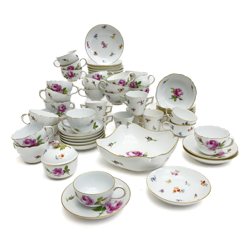 Meissen - Porcelain Rose Group Tableware