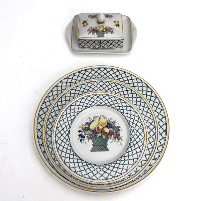 Villeroy &amp; Boch - A Partial Dinner Service in Basket Pattern