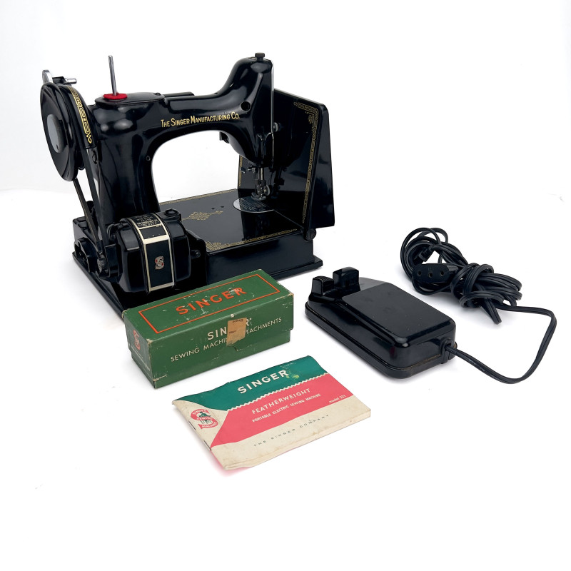 Singer Model 221 "Featherweight" Electric Sewing Machine