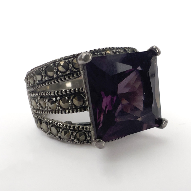 A pearl necklace group and sterling silver amethyst ring