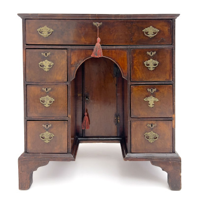 Georgian Style Burl Walnut Petite Kneehole Desk