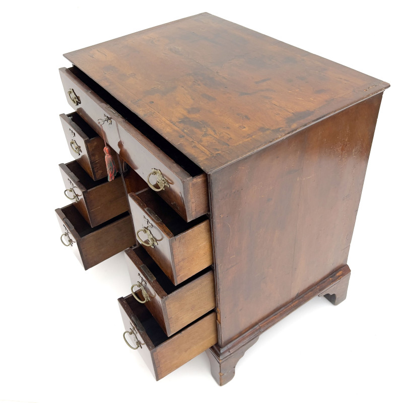 Georgian Style Burl Walnut Petite Kneehole Desk