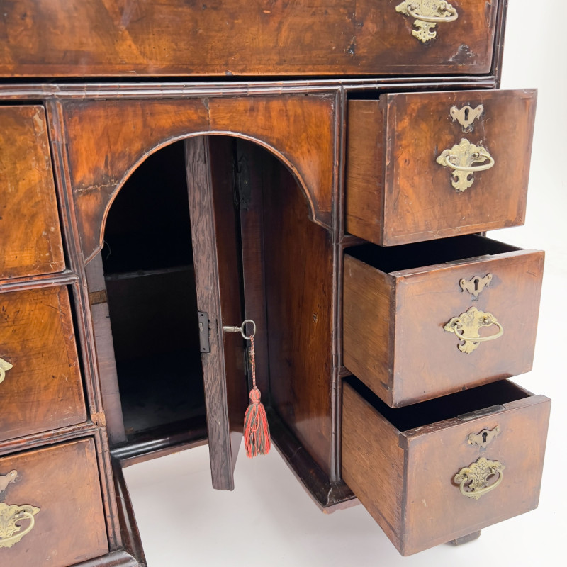 Georgian Style Burl Walnut Petite Kneehole Desk